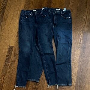Good American Jeans Size 10/30 2 Pairs!